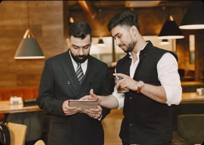 Comparing supplier pricing across procurement records